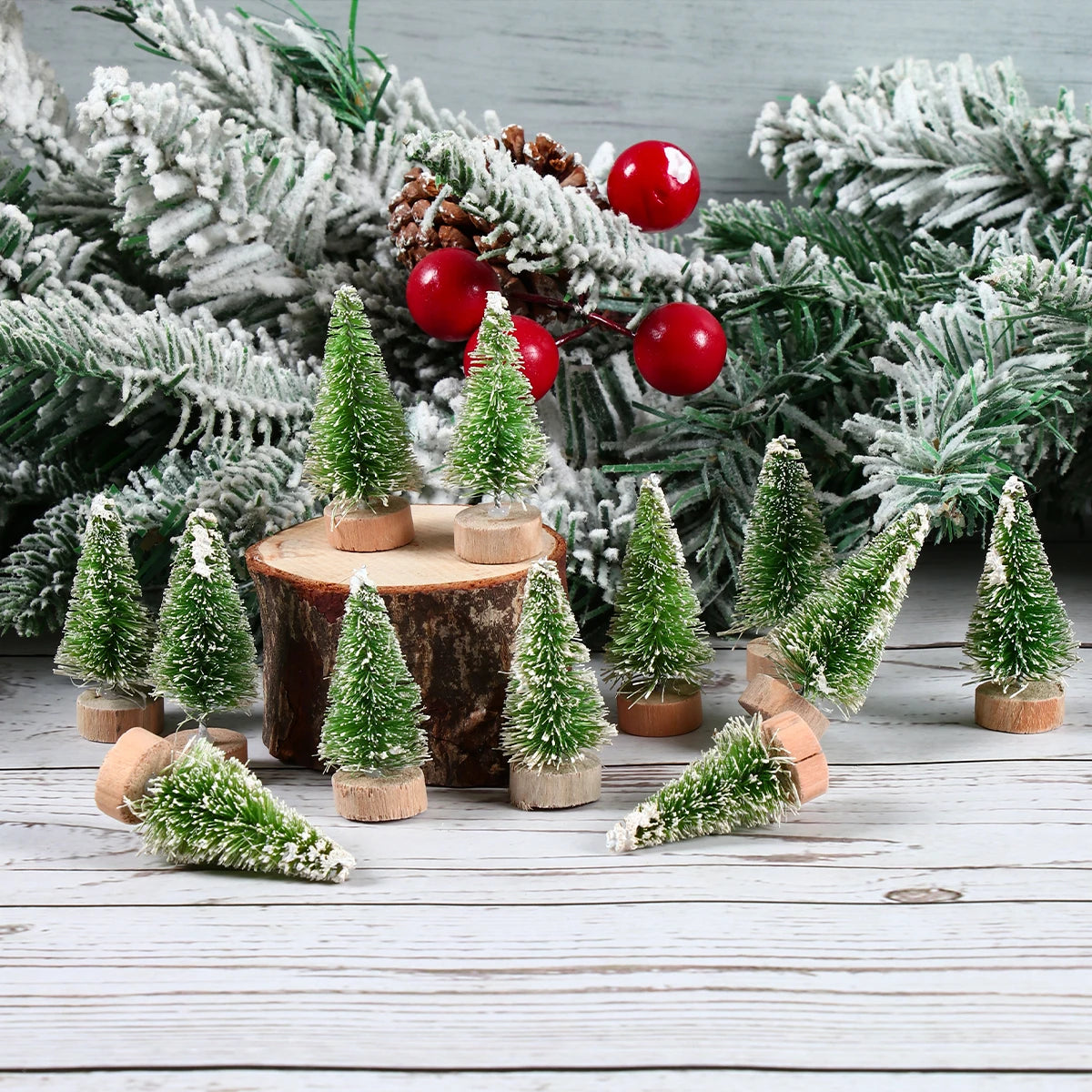 Deko Mini Weihnachtsbaum aus Holz – Handgefertigter Sisal-Tannenbaum für Tisch & Regal | Blau, Grün, Weiß, Gold